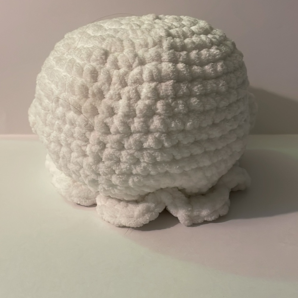 crochet ghost - Picture 2 of 2